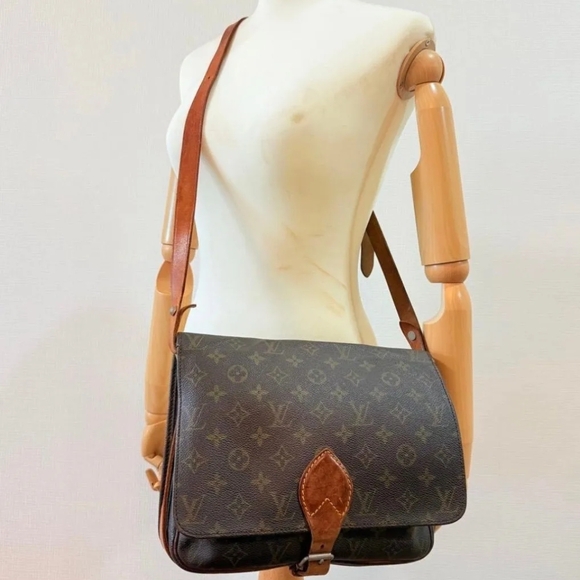 Louis Vuitton Handbags - Louis Vuitton Monogram Messenger Bag in Brown and Tan